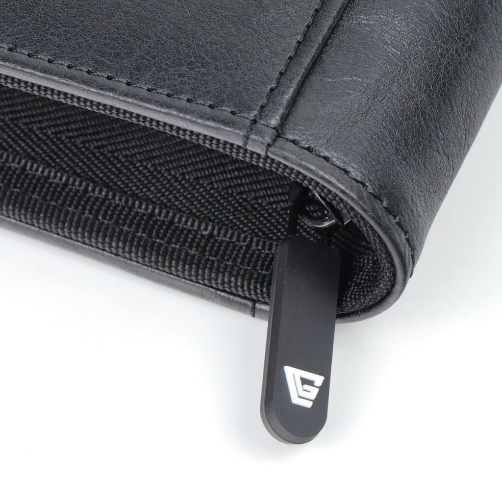 Gemloader: Premium Semi-Rigid Fit Collector's Binder (168 Pockets)